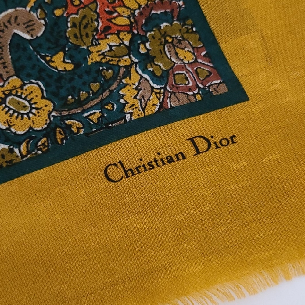 Christian Dior E'Charpes Vintage 100% Wool Scarf - Picture 2 of 16